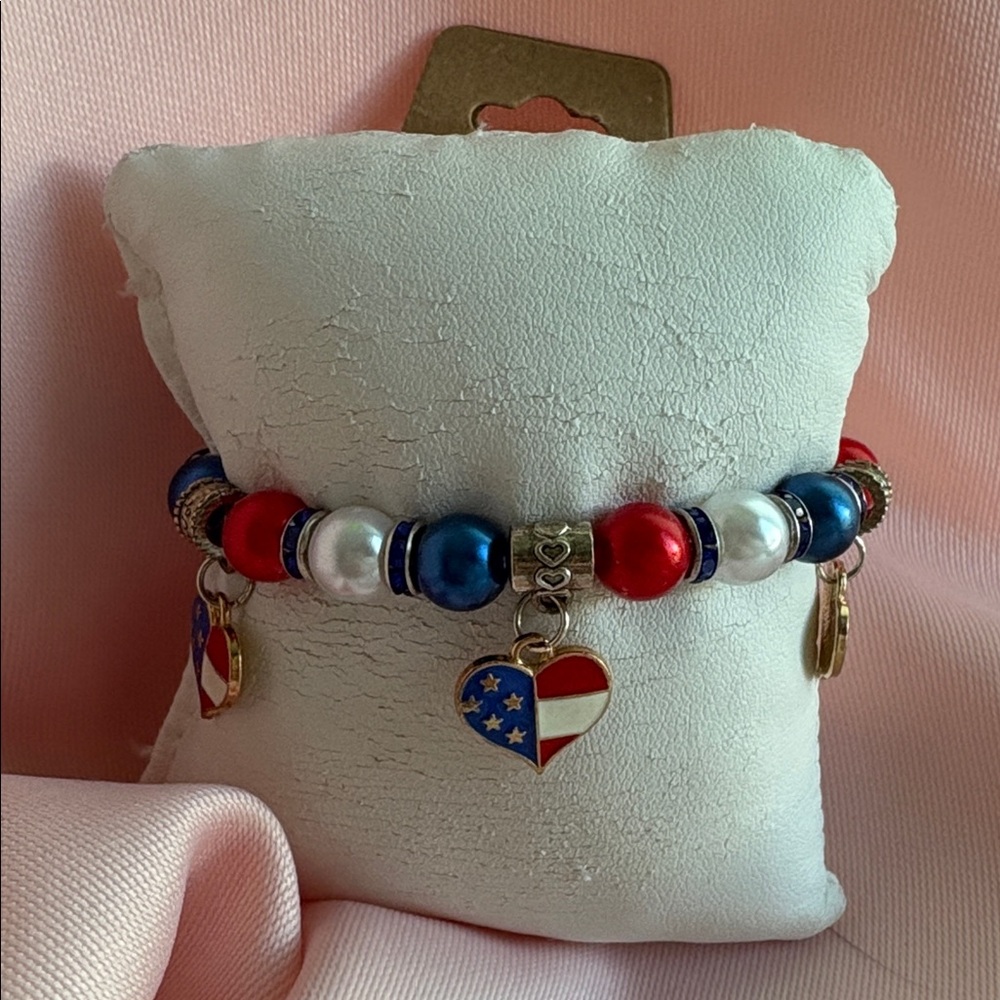 🟢 Patriotic 4th Of July Heart Charms Bracelet